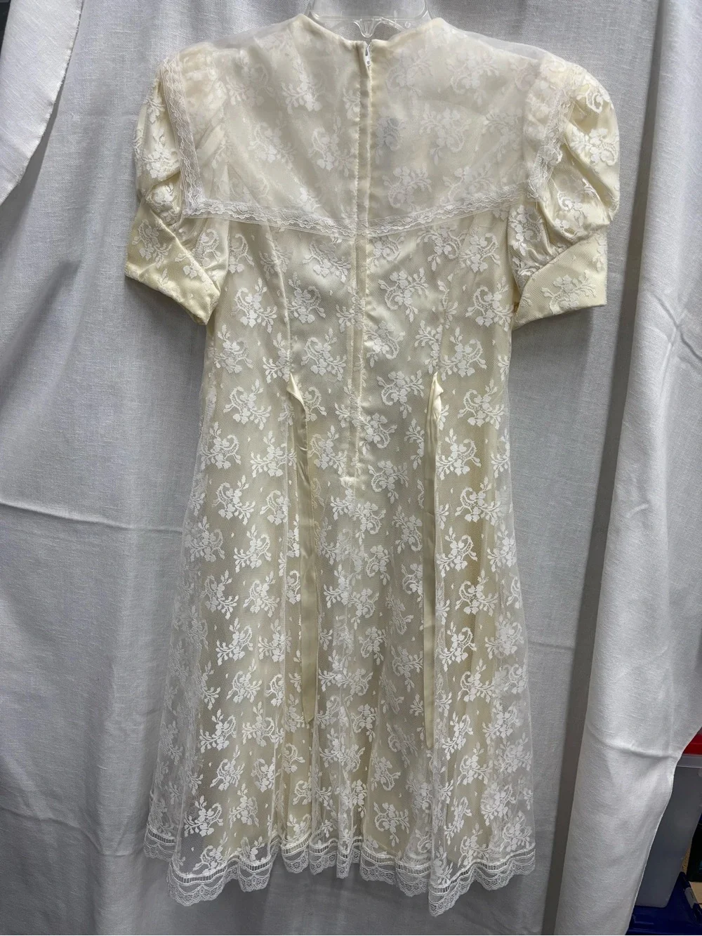 Jessica McClintock delicate cream